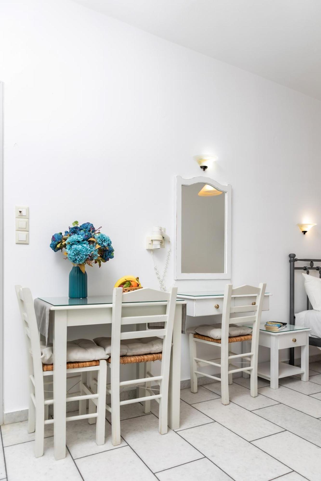 Depis Studios & Apartments Naxos City Exterior foto