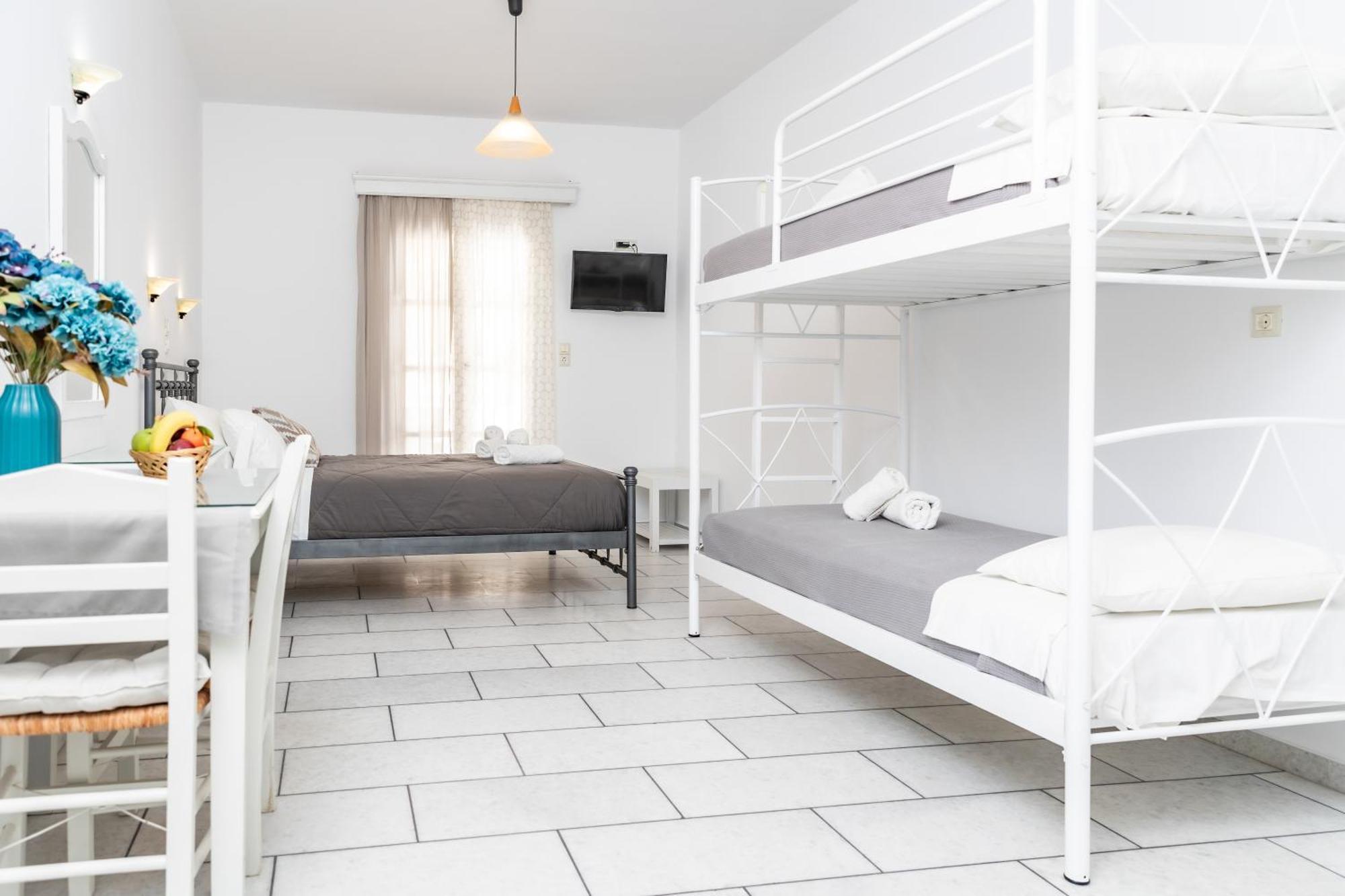 Depis Studios & Apartments Naxos City Exterior foto