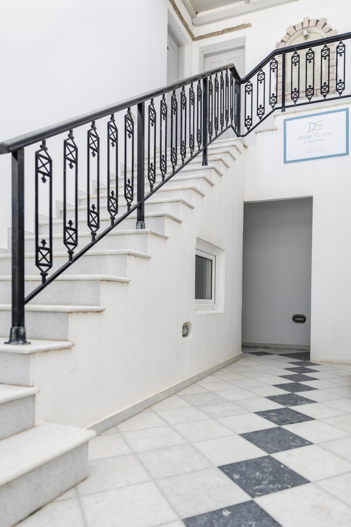 Depis Studios & Apartments Naxos City Exterior foto