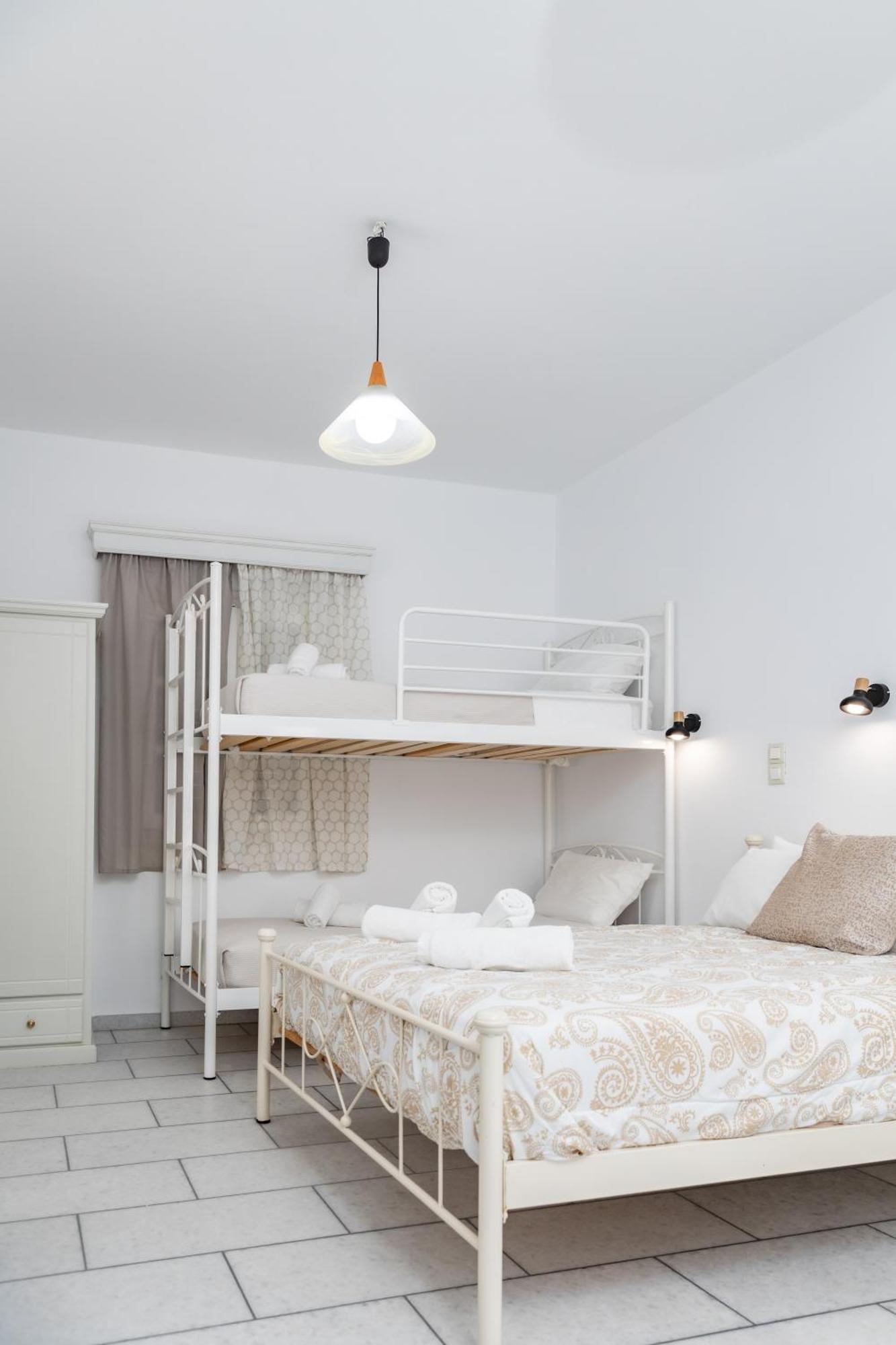 Depis Studios & Apartments Naxos City Exterior foto